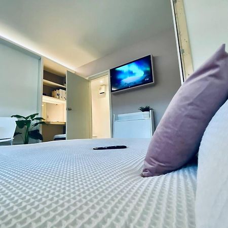 Apt 12 Luxury Living Chic Studio Steps From Beach 布赖顿 外观 照片