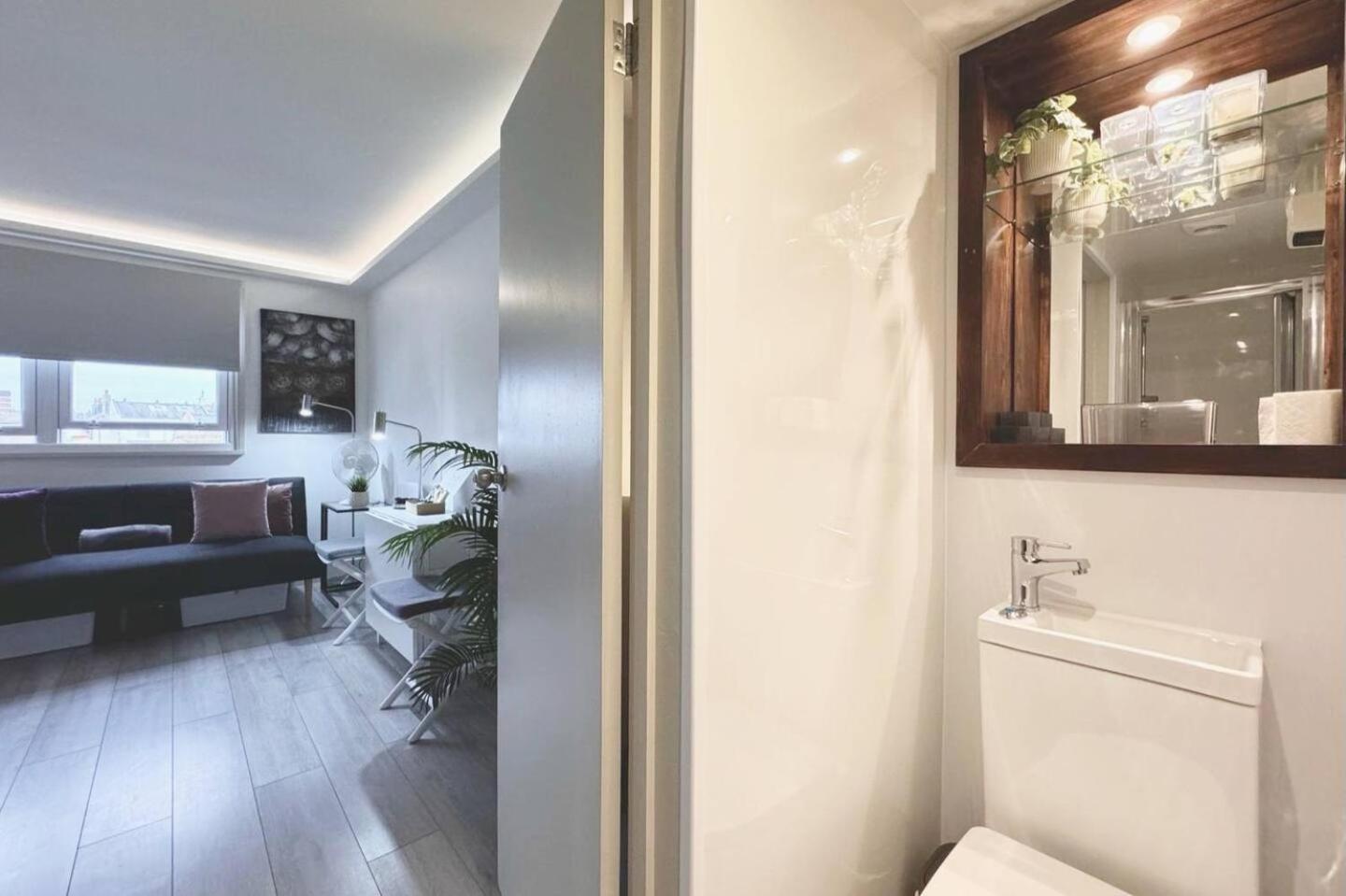 Apt 12 Luxury Living Chic Studio Steps From Beach 布赖顿 外观 照片